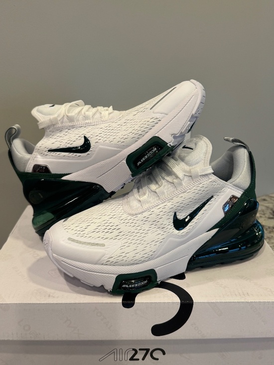 Shoes - Women’s Air Max 270 Premium